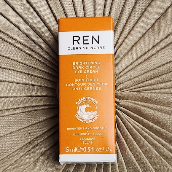 REN CLEAN SKINCARE Radiance Brightening Dark Circle Eye Cream 15 mL / 0.5 OZ - Picture 5 of 13